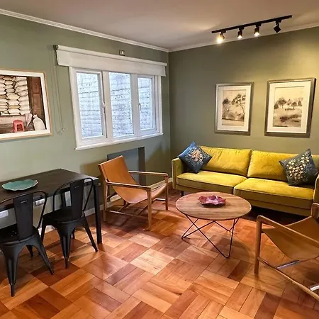 Casco Historico, Lastarria. Apartment
